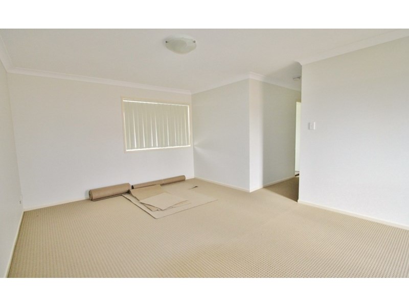 8 Hira Close, Calamvale QLD 4116