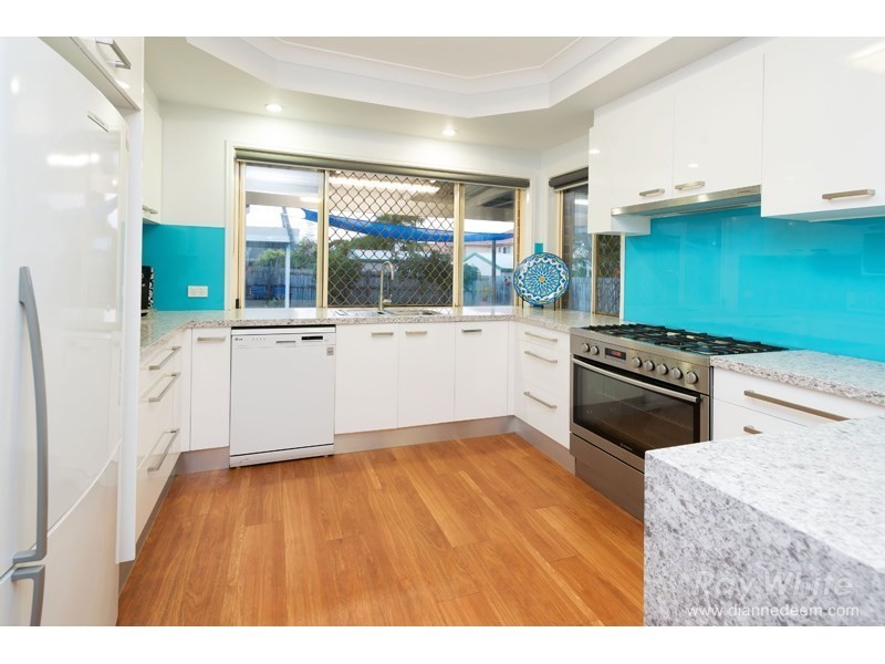 82 Nardie Street, Eight Mile Plains QLD 4113