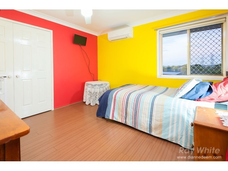 82 Nardie Street, Eight Mile Plains QLD 4113