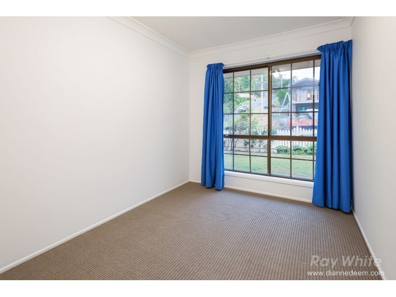 73 Brodie Street, Holland Park West QLD 4121