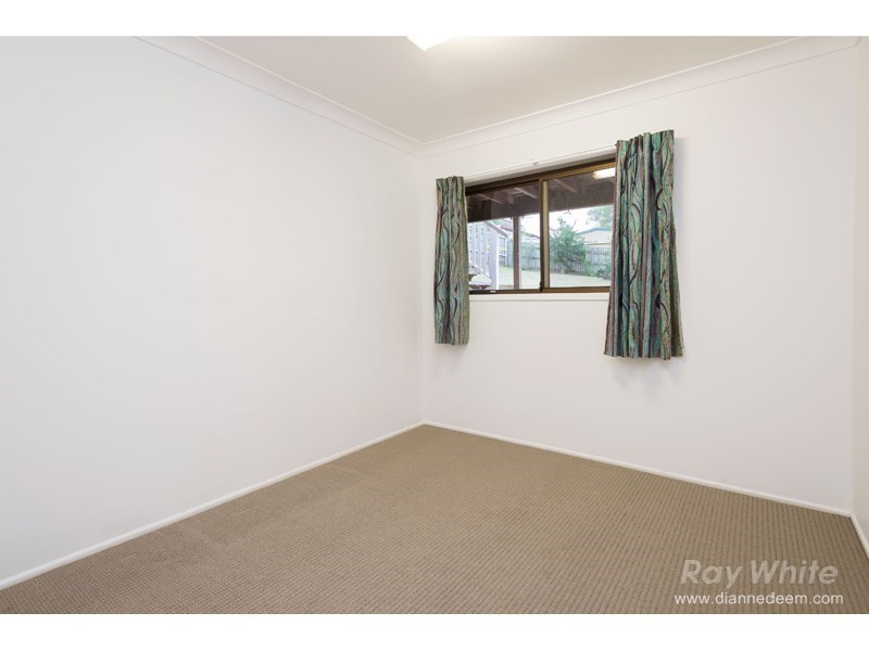 73 Brodie Street, Holland Park West QLD 4121