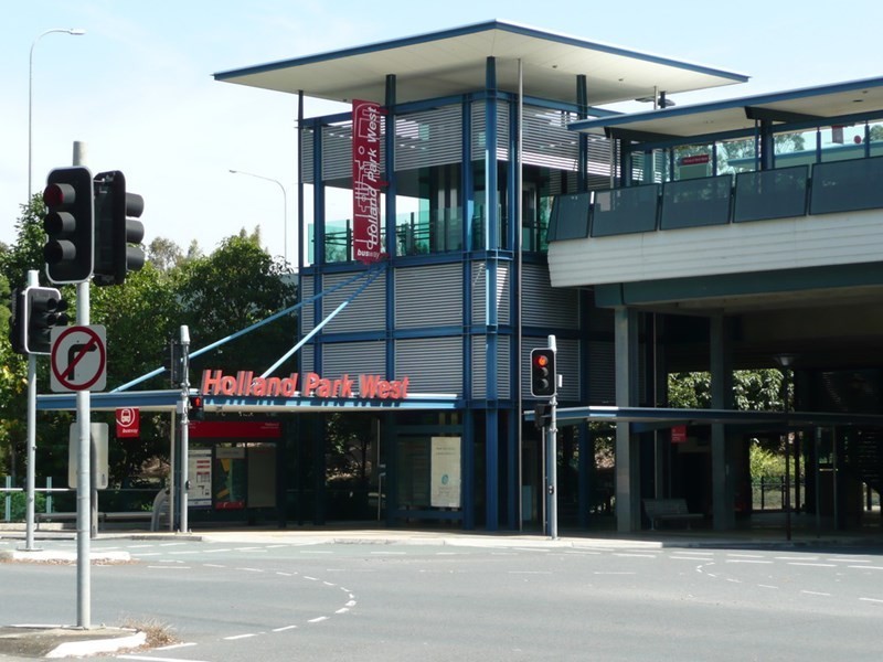 73 Brodie Street, Holland Park West QLD 4121