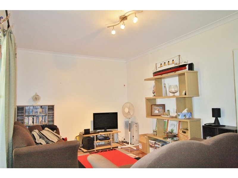 1/57 Crown Street, Holland Park West QLD 4121