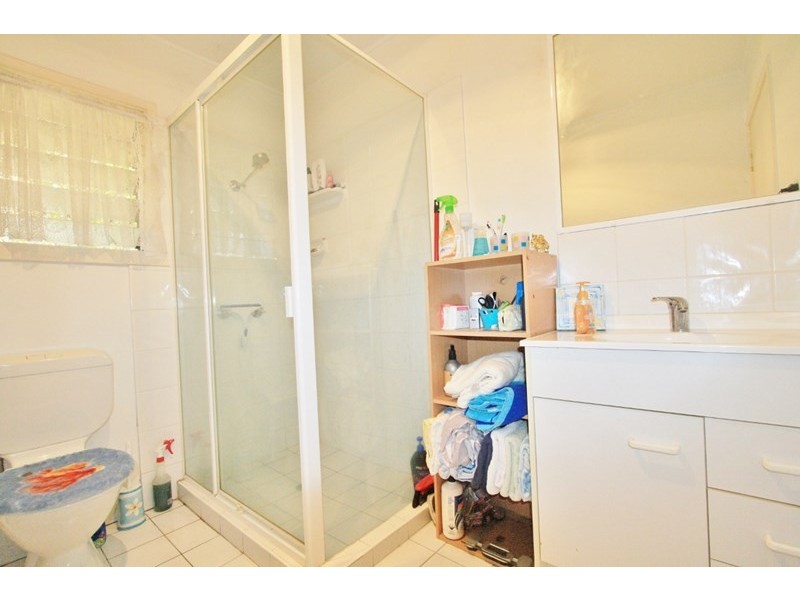 1/57 Crown Street, Holland Park West QLD 4121