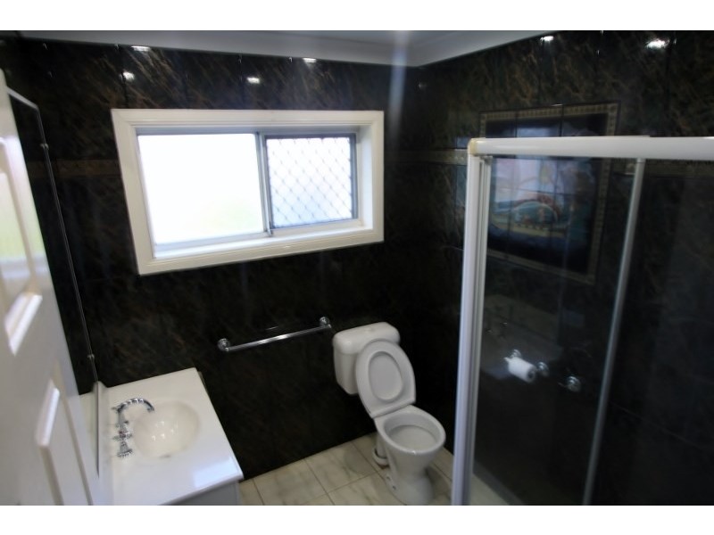 9 Honeysuckle Street, Mansfield QLD 4122