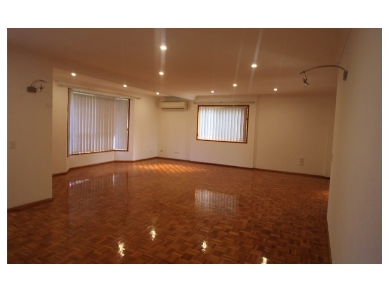 9 Honeysuckle Street, Mansfield QLD 4122