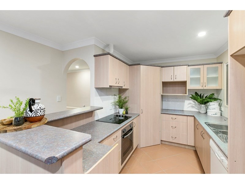111 Crewe Street, Mount Gravatt East QLD 4122
