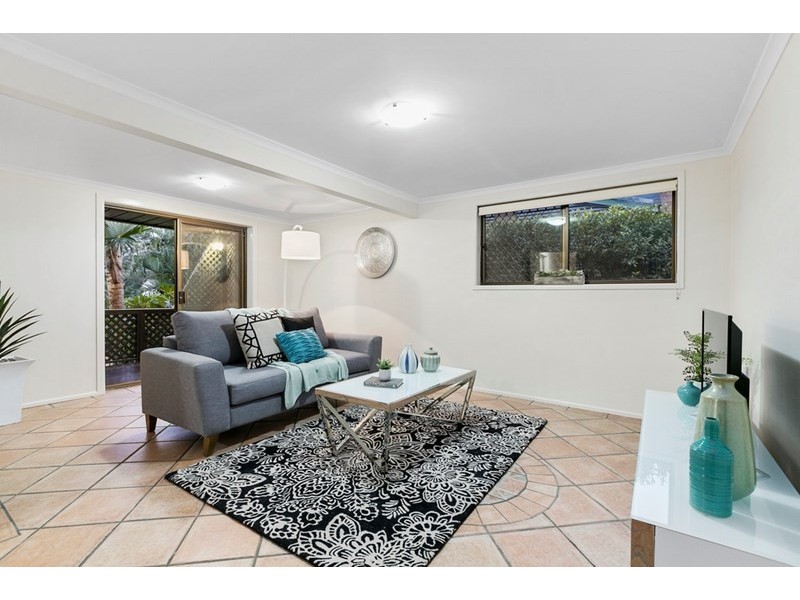 111 Crewe Street, Mount Gravatt East QLD 4122