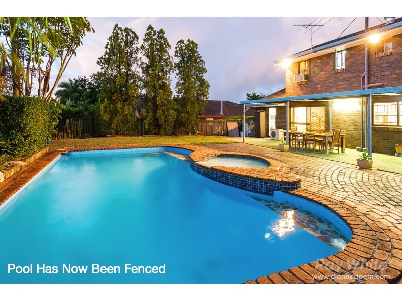 11 Cranberry Street, Eight Mile Plains QLD 4113