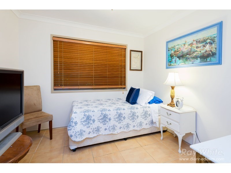 11 Cranberry Street, Eight Mile Plains QLD 4113