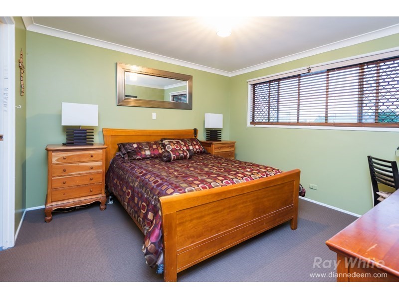 11 Cranberry Street, Eight Mile Plains QLD 4113