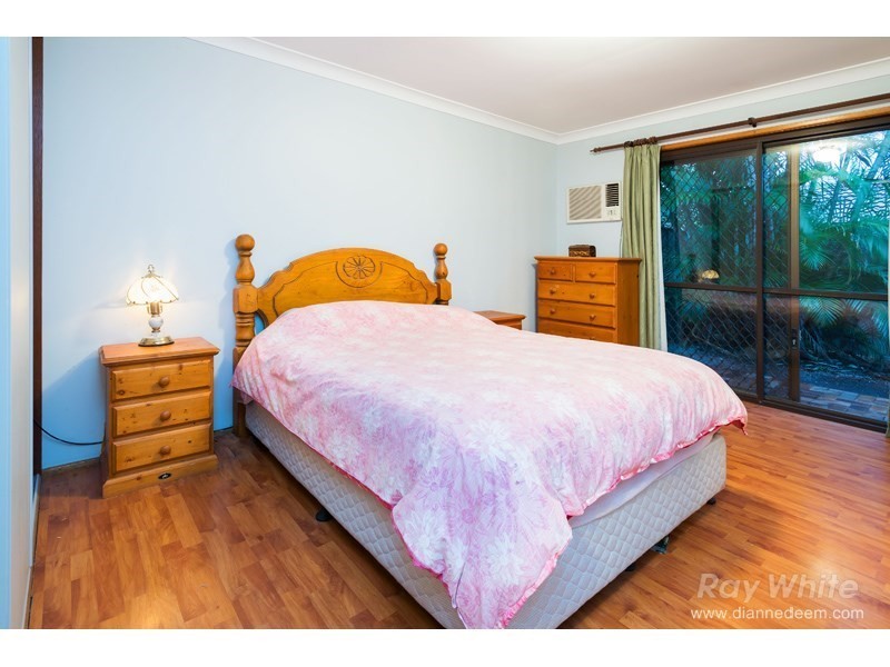 1 Narmar Court, Eight Mile Plains QLD 4113