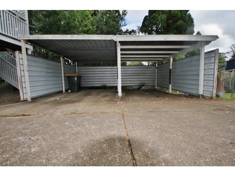 19 Diamond Street, Holland Park QLD 4121