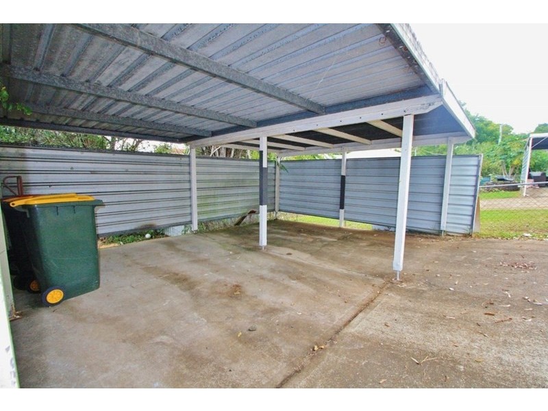 19 Diamond Street, Holland Park QLD 4121