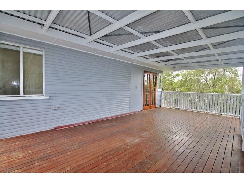 19 Diamond Street, Holland Park QLD 4121