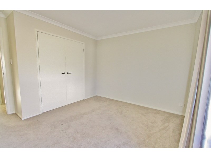 15 Mizen Place, Holland Park West QLD 4121