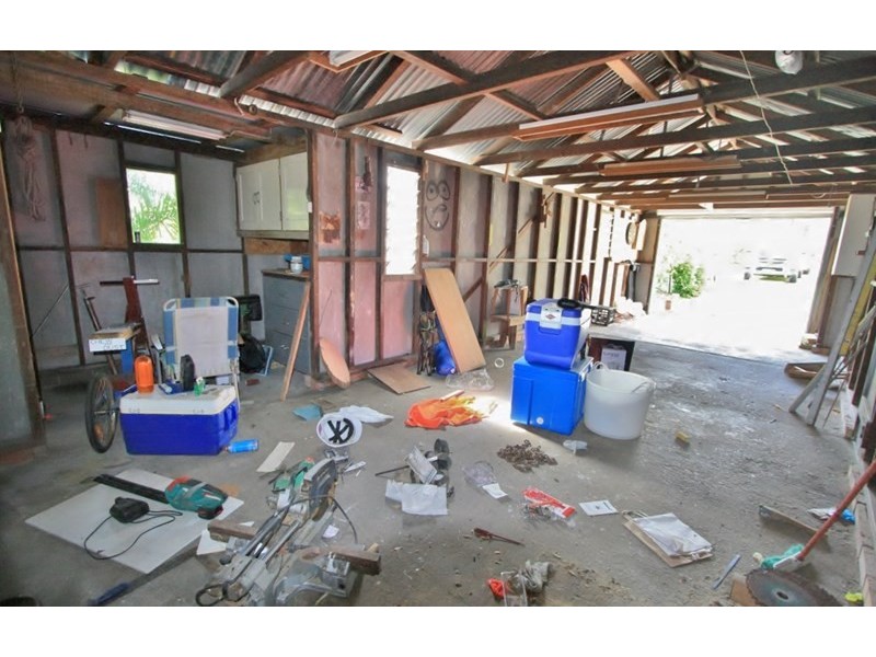 143 Burn Street, Camp Hill QLD 4152