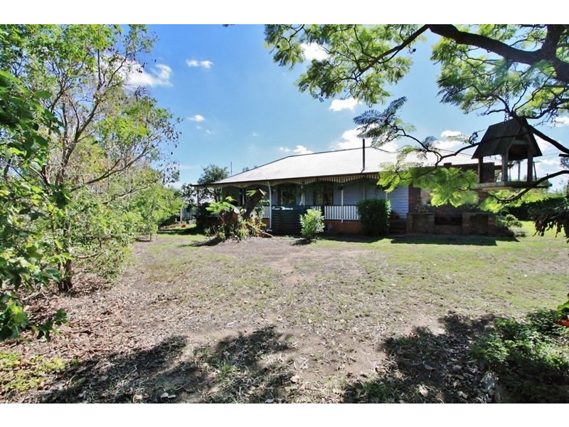 143 Burn Street, Camp Hill QLD 4152