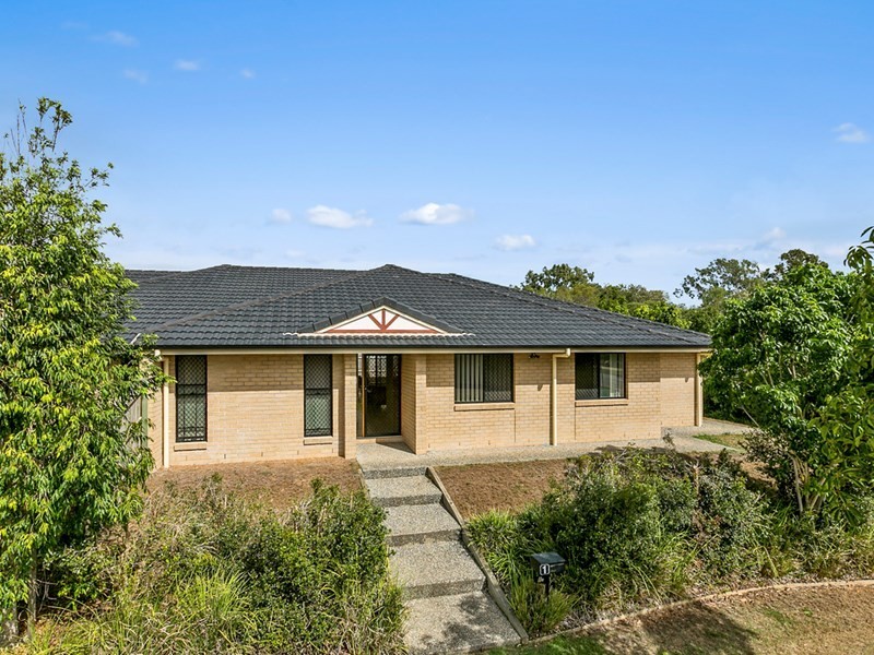 1/1 Lois Place, Redland Bay QLD 4165