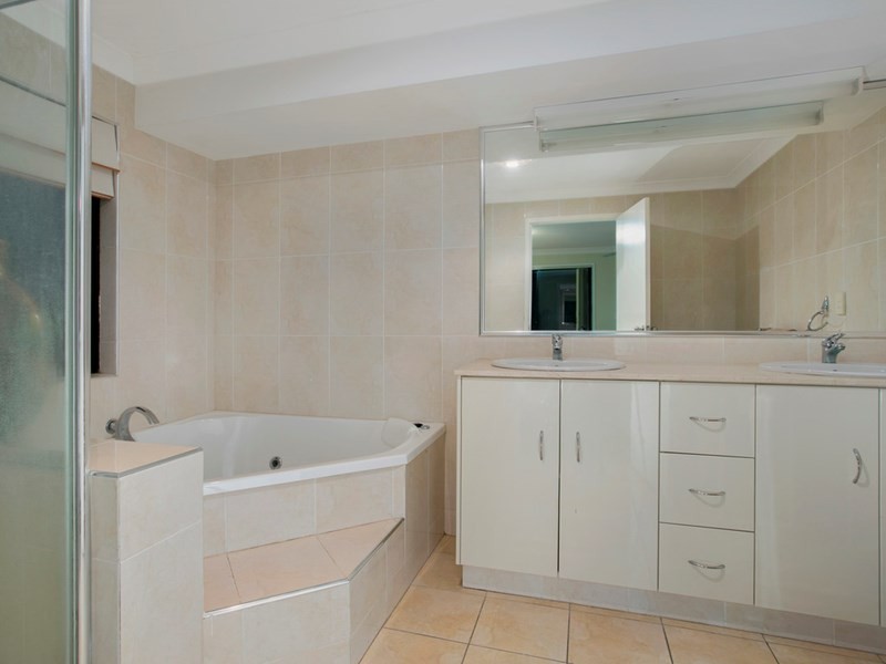 70 Terowi Street, Sunnybank Hills QLD 4109