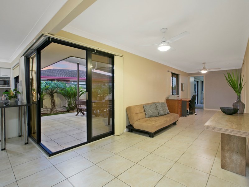 70 Terowi Street, Sunnybank Hills QLD 4109