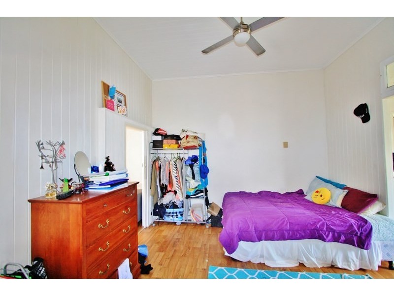 2/16 Herbert Street, Annerley QLD 4103