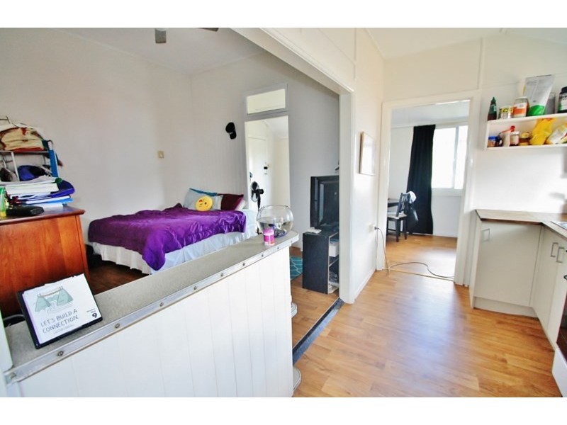 2/16 Herbert Street, Annerley QLD 4103