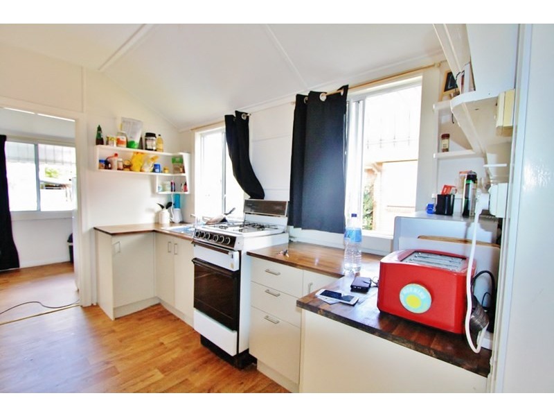 2/16 Herbert Street, Annerley QLD 4103