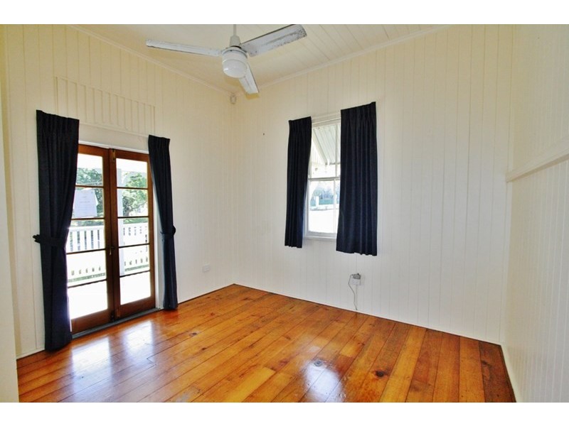 15 Hamel Road, Holland Park West QLD 4121