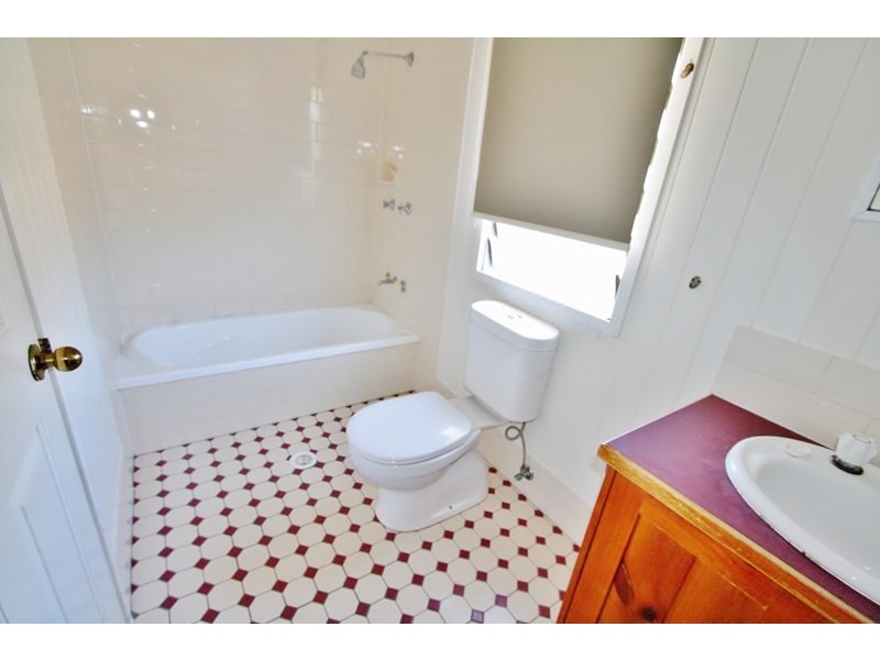 15 Hamel Road, Holland Park West QLD 4121