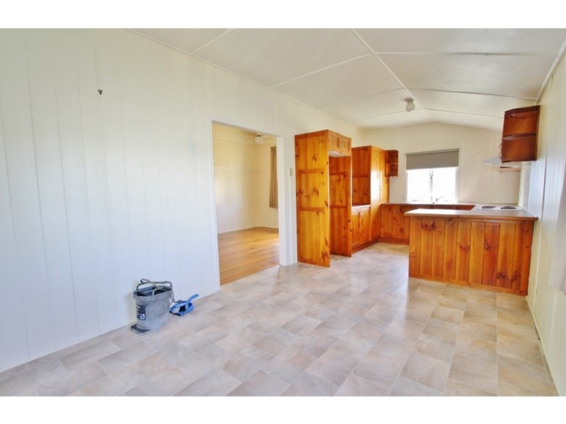 15 Hamel Road, Holland Park West QLD 4121