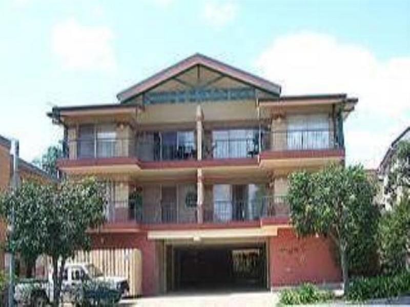 2/60 Rialto Street, Coorparoo QLD 4151