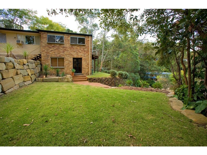 24 Flynn Street, Holland Park West QLD 4121