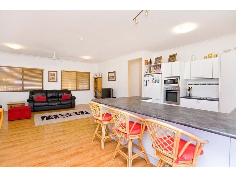 5 Pond Street, Mount Gravatt East QLD 4122