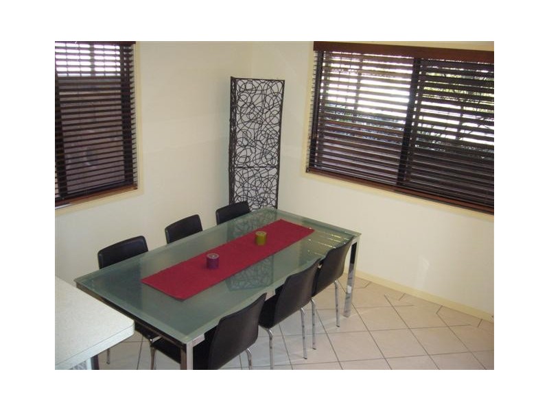 1/27 Crest Street, Mount Gravatt East QLD 4122