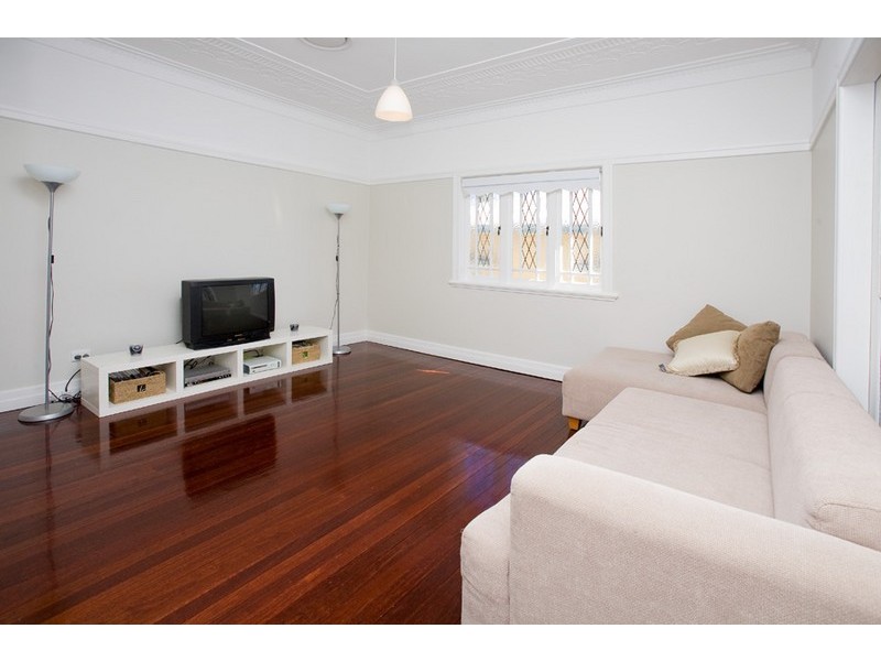 15 Lamette Street, Holland Park QLD 4121