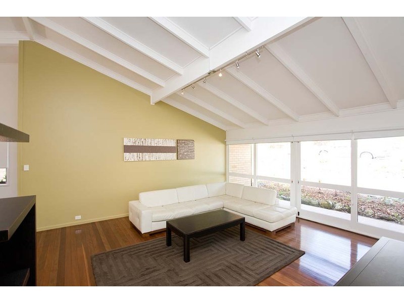 4 Algona Street, Holland Park West QLD 4121