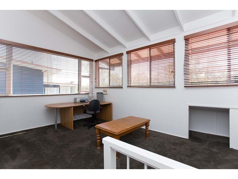 4 Algona Street, Holland Park West QLD 4121