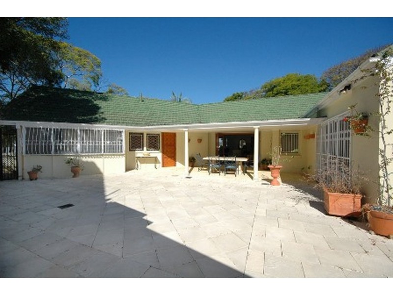 26 Berkeley Street, Holland Park QLD 4121