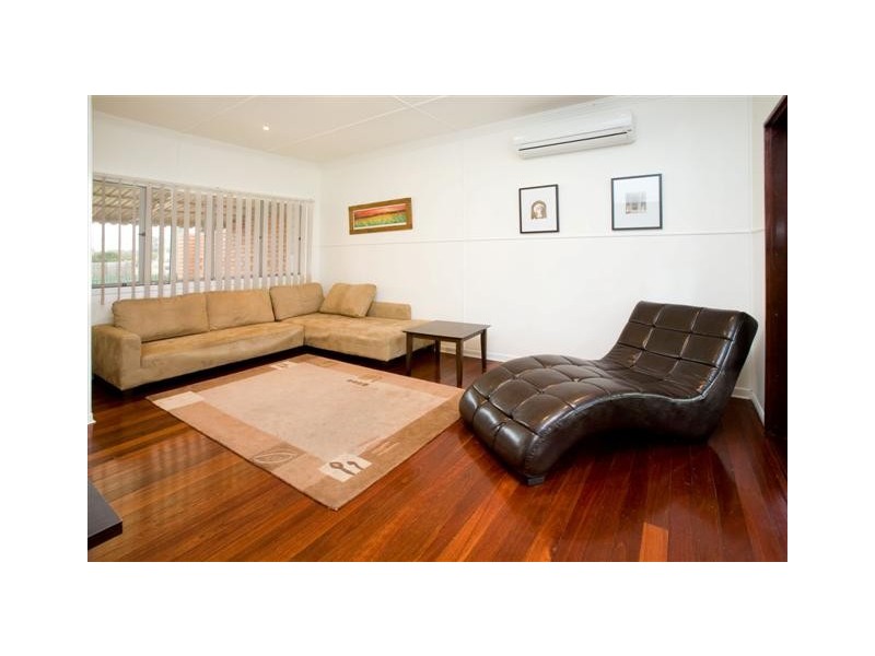 87 Marshall Road, Rocklea QLD 4106