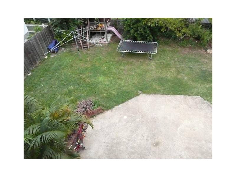 81 Greenmount Avenue, Holland Park QLD 4121