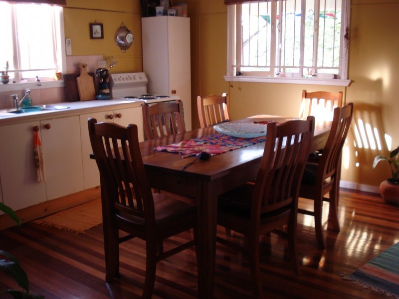 83 Amega Street, Holland Park QLD 4121