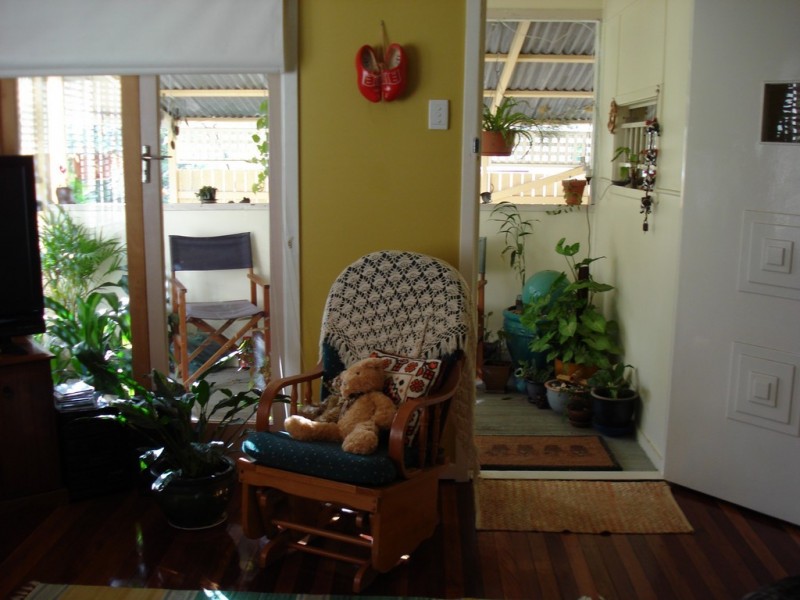 83 Amega Street, Holland Park QLD 4121