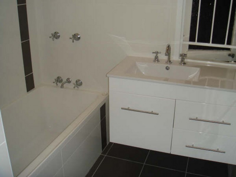 99 Hawkwood Street, Mount Gravatt East QLD 4122