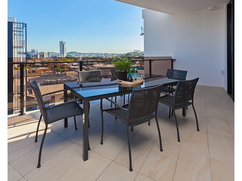 501/27 Commercial Road, Newstead QLD 4006