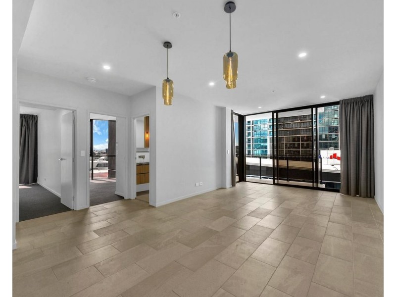 302/27 Commercial Road, Newstead QLD 4006