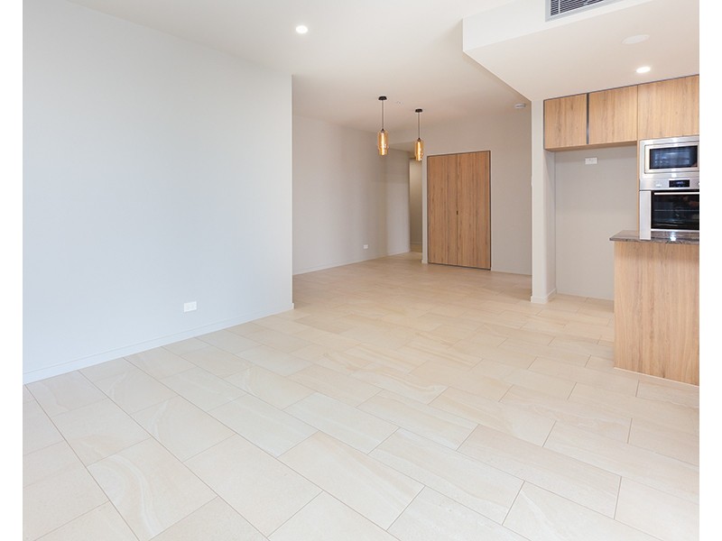 915/27 Commercial Road, Newstead QLD 4006