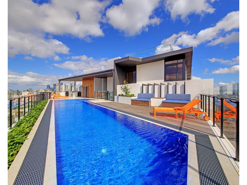 27 Commercial Road, Newstead QLD 4006