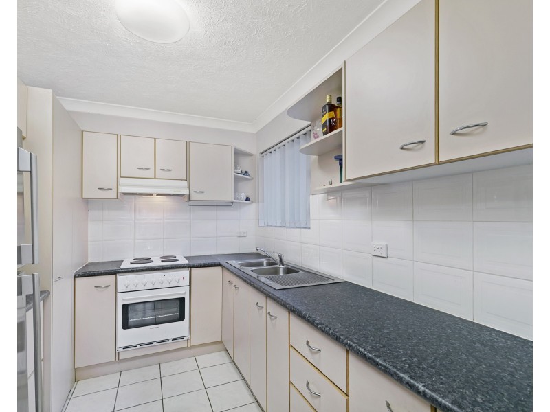 1/20 Drummond Street, Greenslopes QLD 4120