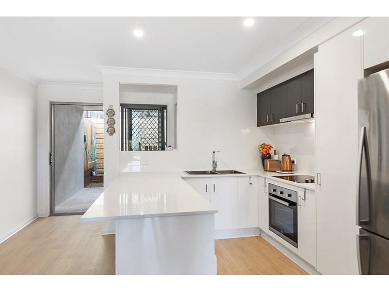 40/30 Taylor Place, Mackenzie QLD 4156